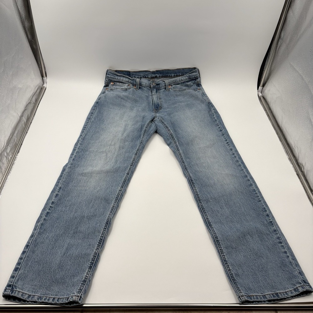Levi's 541 Athletic Taper Men's Jeans Light Wash Blue Stretch Denim W33 L32 - Picture 3 of 9